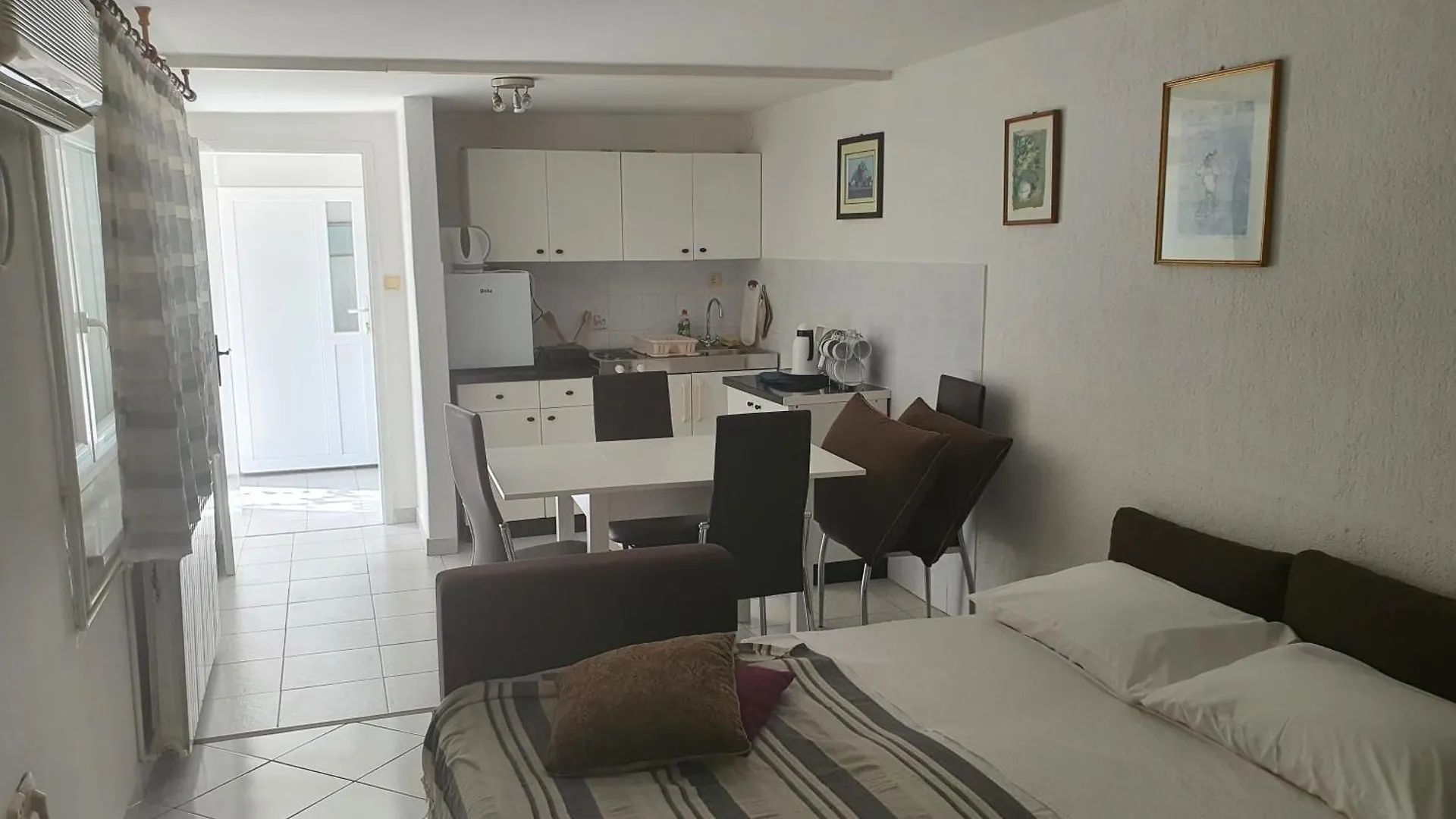 Studio Apartman Tena كلارجيفيكا كرواتيا